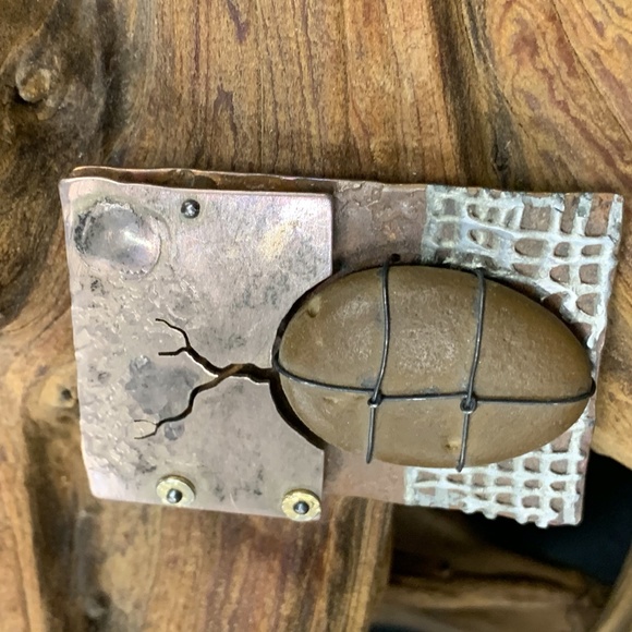 Stone & Metal Tree Pin - Picture 3 of 4